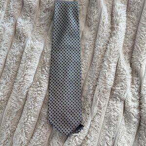 Brooks Brothers Blue and Gold Patterned Tie
